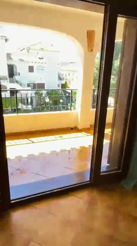 06_wyjscie_na_balkon